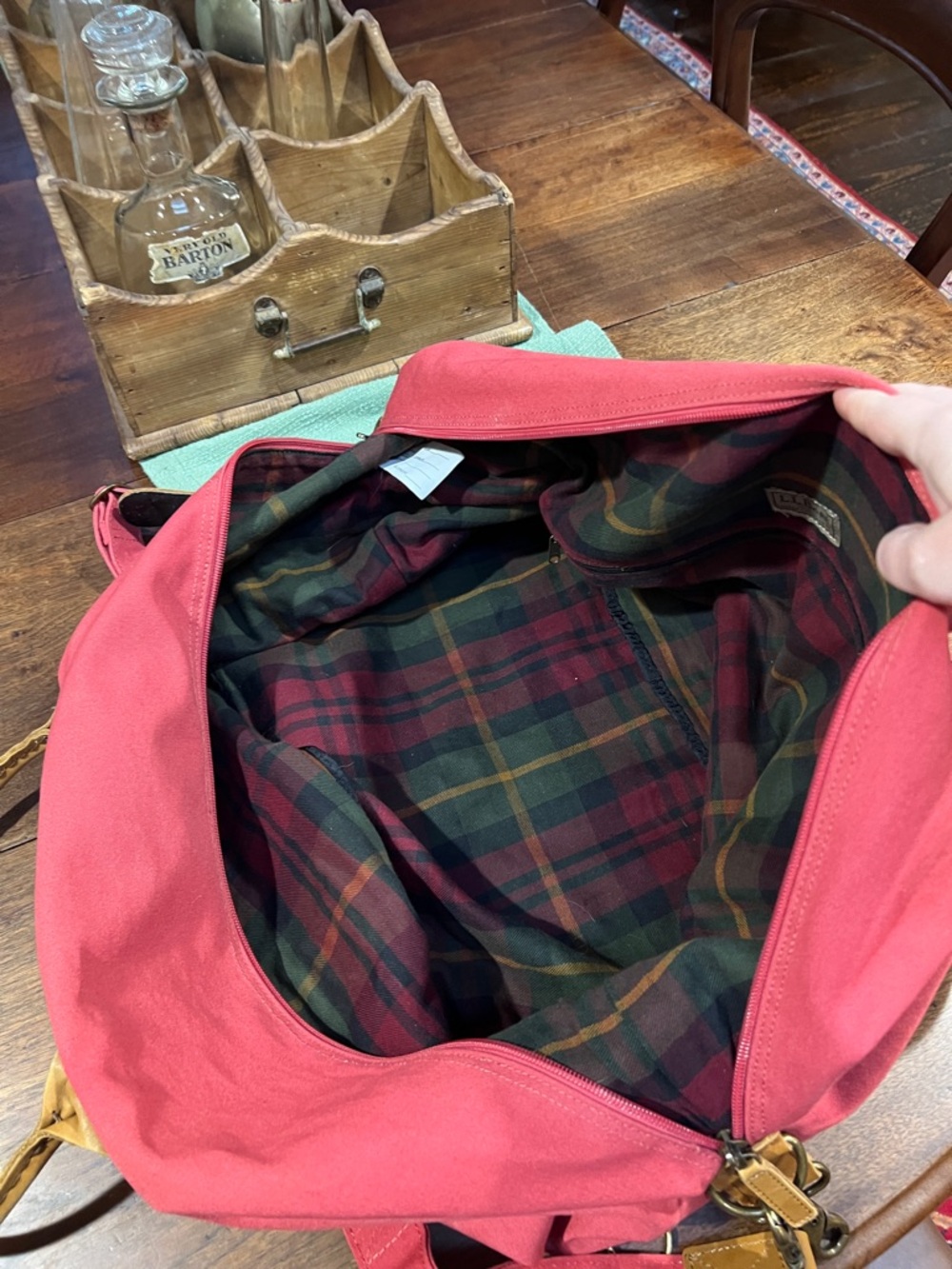 L.L. Bean Boat & Tote Canvas Weekender Duffel - Picture 9 of 10